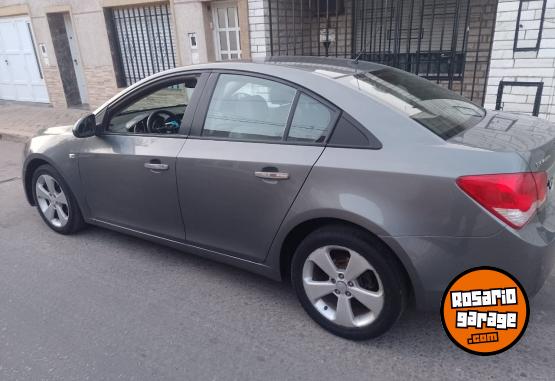 Autos - Chevrolet CRUZE LTZ 1.8 NAFTA 4 PUE 2011 Nafta 99000Km - En Venta