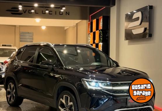 Autos - Volkswagen TAOS HIGHLINE 2024 Nafta 30000Km - En Venta