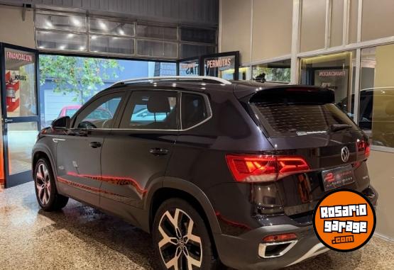Autos - Volkswagen TAOS HIGHLINE 2024 Nafta 30000Km - En Venta