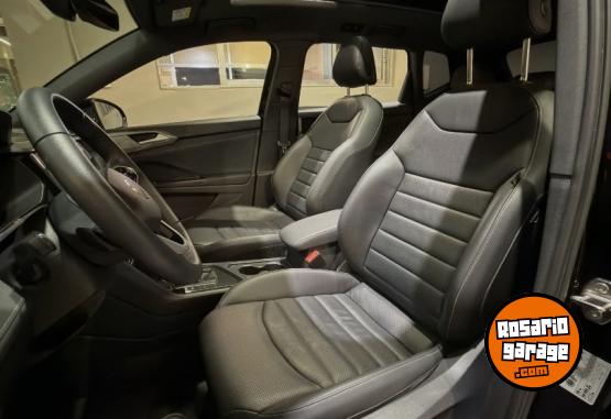 Autos - Volkswagen TAOS HIGHLINE 2024 Nafta 30000Km - En Venta