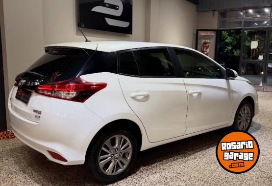Autos - Toyota YARIS XLS 2021 Nafta 58000Km - En Venta