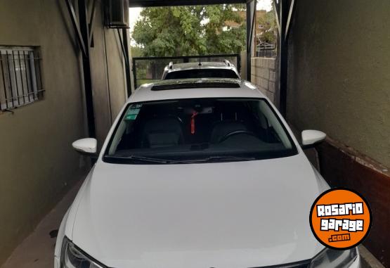 Autos - Volkswagen Vento luxury 2014 GNC 205000Km - En Venta