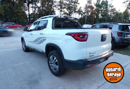Camionetas - Fiat toro volcano 4x4 2019 Diesel 138000Km - En Venta