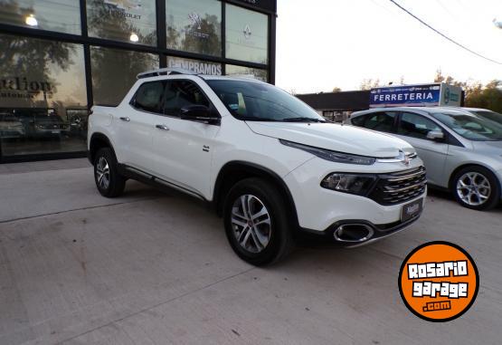 Camionetas - Fiat toro volcano 4x4 2018 Diesel 138000Km - En Venta