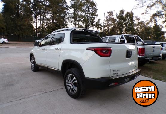 Camionetas - Fiat toro volcano 4x4 2018 Diesel 138000Km - En Venta
