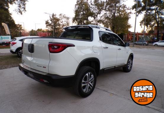 Camionetas - Fiat toro volcano 4x4 2018 Diesel 138000Km - En Venta