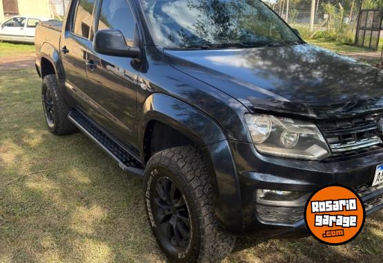 Camionetas - Volkswagen Amarok conforline 2017 Diesel 173Km - En Venta