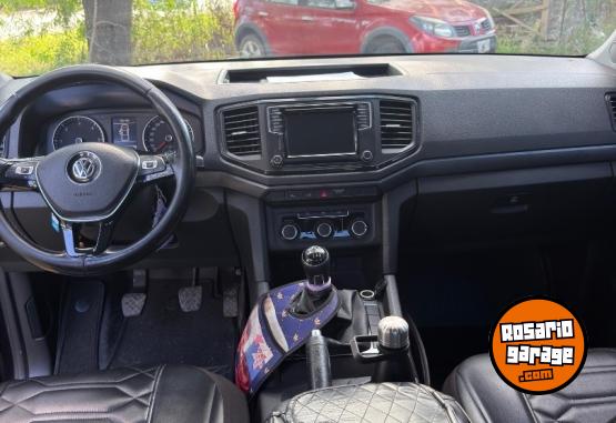 Camionetas - Volkswagen Amarok conforline 2017 Diesel 173Km - En Venta