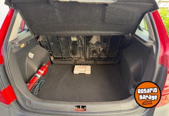 Autos - Volkswagen Suran cross 2013 Nafta 100000Km - En Venta