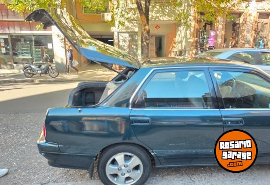 Autos - Daihatsu Applause 1998 Nafta 155000Km - En Venta