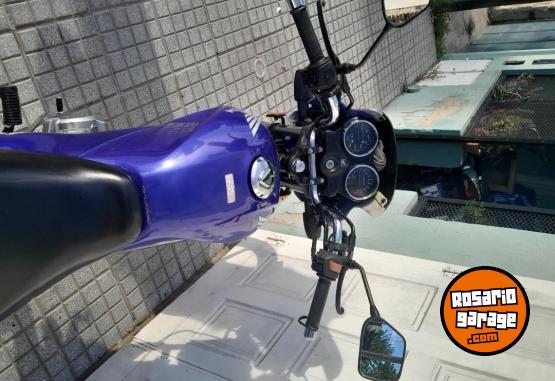 Motos - Honda Storm 2011 Nafta 50000Km - En Venta