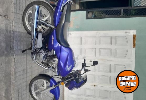 Motos - Honda Storm 2011 Nafta 50000Km - En Venta