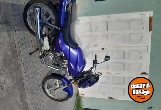 Motos - Honda Storm 2011 Nafta 50000Km - En Venta