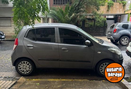 Autos - Hyundai i10 2010 Nafta 87700Km - En Venta