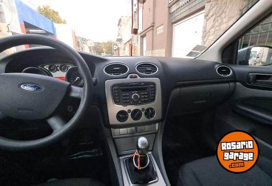 Autos - Ford Focus 2011 Nafta 123898Km - En Venta