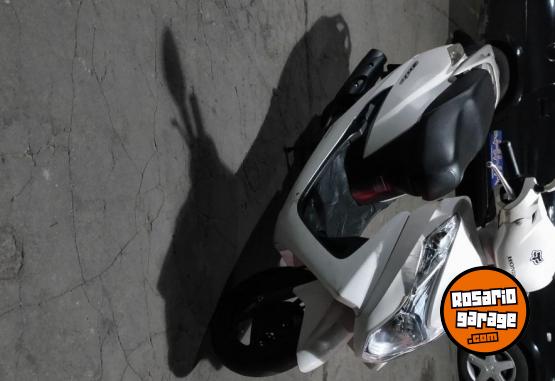 Motos - Honda Elite 125 2017 Nafta 30000Km - En Venta