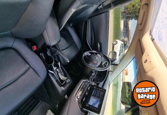 Autos - Toyota Corrolla SEG AT 2022 Nafta 78000Km - En Venta
