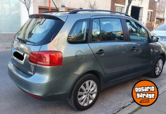 Autos - Volkswagen Suran Trendline 2010 Nafta 189000Km - En Venta