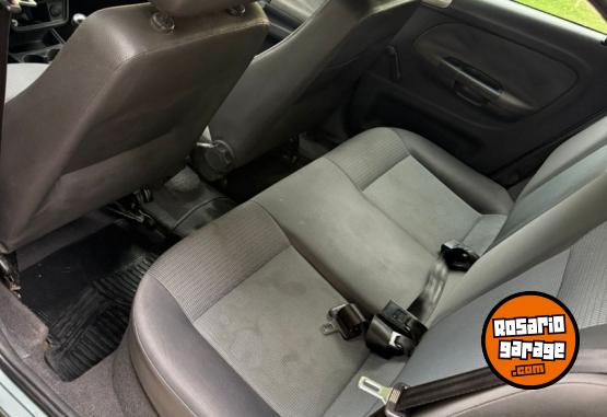 Autos - Volkswagen Gol trend 2011 Nafta 174000Km - En Venta