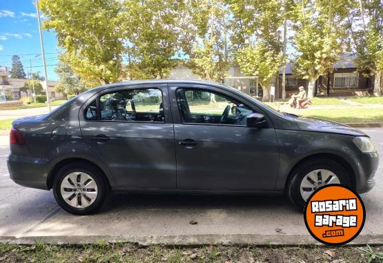 Autos - Volkswagen Voyage 1.6 GP 2012 GNC 218000Km - En Venta