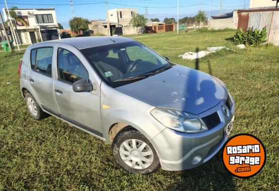 Autos - Renault Sandero 2010 Nafta 191000Km - En Venta