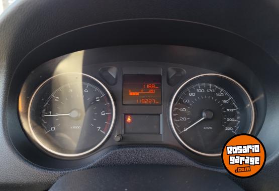 Autos - Peugeot 301 Allure 1.6 HDI 2018 Diesel 119000Km - En Venta