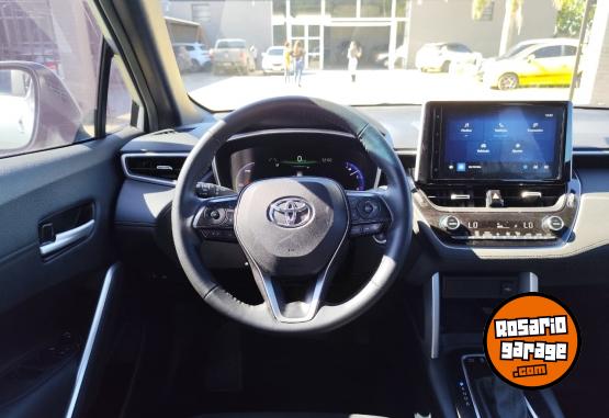 Autos - Toyota Corolla Cross SEG HEV 2023 Electrico / Hibrido 54000Km - En Venta