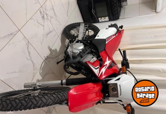 Motos - Honda XR tornado 2019 Nafta 7000Km - En Venta