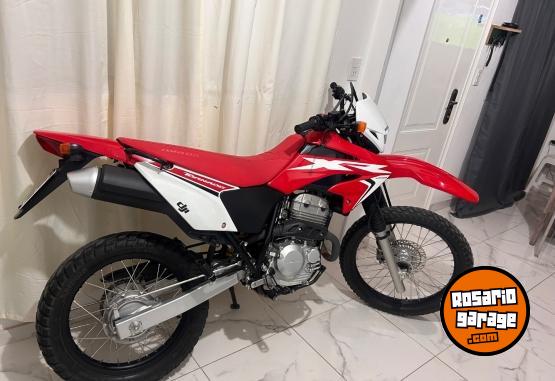 Motos - Honda XR tornado 2019 Nafta 7000Km - En Venta