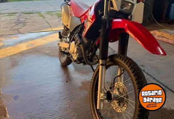 Motos - Honda XR tornado 2019 Nafta 7000Km - En Venta