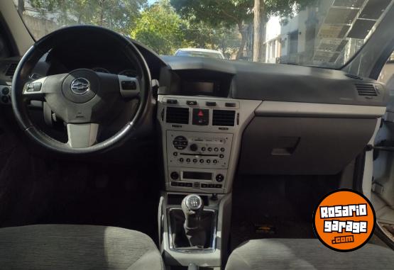 Autos - Chevrolet Vectra 2.4 16 v 2010 GNC 280000Km - En Venta