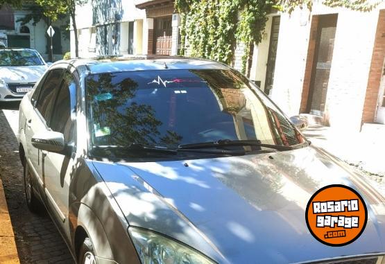 Autos - Ford Focus 2005 GNC 310000Km - En Venta