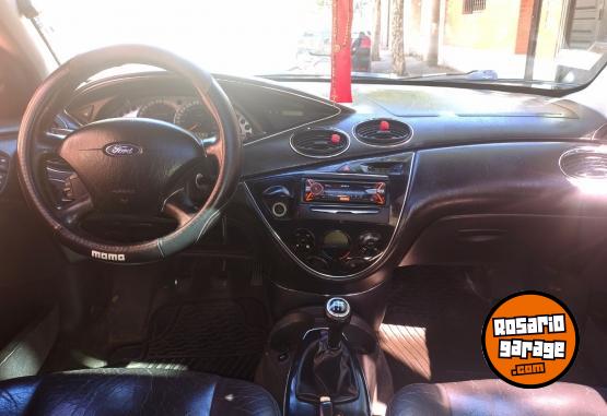 Autos - Ford Focus 2005 GNC 310000Km - En Venta
