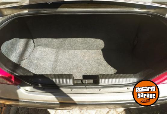 Autos - Ford Focus 2005 GNC 310000Km - En Venta