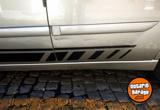 Autos - Ford Focus 2005 GNC 310000Km - En Venta