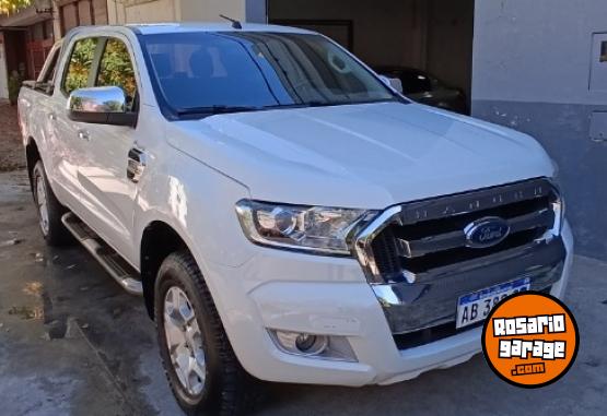 Camionetas - Ford Ranger XLT 2017 Diesel 111111Km - En Venta