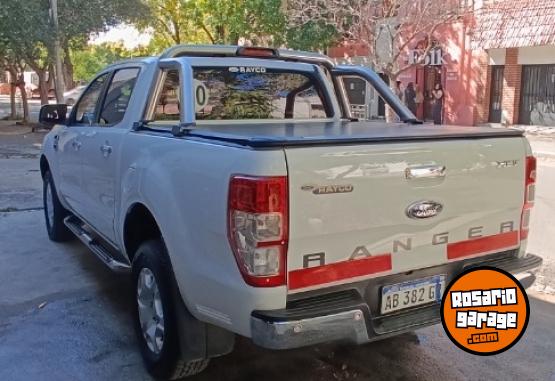 Camionetas - Ford Ranger XLT 2017 Diesel 111111Km - En Venta