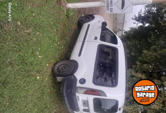 Utilitarios - Renault Kangoo 2000 Diesel 313000Km - En Venta