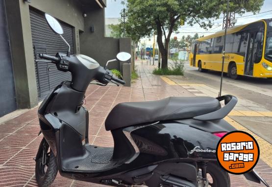 Motos - Yamaha FASCINO 2021 Nafta 9800Km - En Venta
