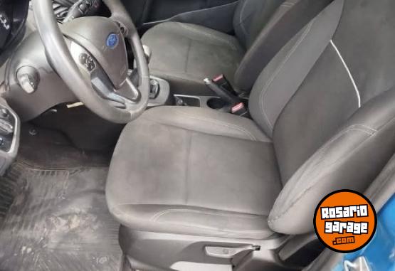 Autos - Ford Fiesta se plus 2015 GNC 160000Km - En Venta