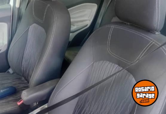 Autos - Ford Ecosport titanium 2014 Nafta 150000Km - En Venta