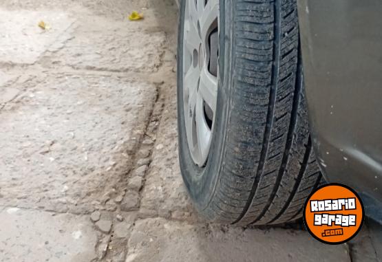 Autos - Fiat Siena 2014 GNC 185000Km - En Venta