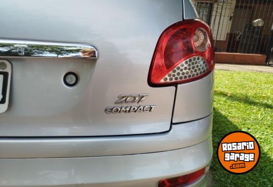 Autos - Peugeot 207 2014 Nafta 127000Km - En Venta