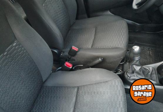 Autos - Toyota Etios Xls 2016 Nafta 78852Km - En Venta