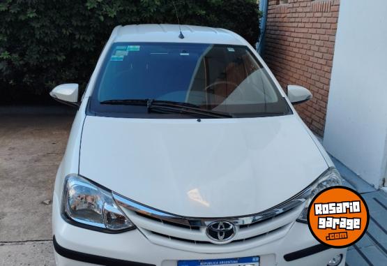 Autos - Toyota Etios Xls 2016 Nafta 78852Km - En Venta