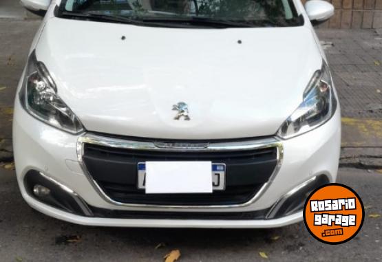 Autos - Peugeot 208 feline 2018 Nafta 103000Km - En Venta