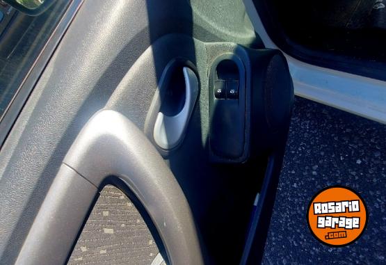 Autos - Renault Logan 2011 Nafta 182000Km - En Venta