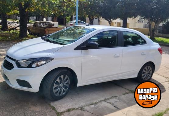 Autos - Chevrolet Onix Joy Plus Black 2022 GNC 89000Km - En Venta