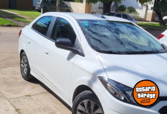 Autos - Chevrolet Onix Joy Plus Black 2022 GNC 89000Km - En Venta