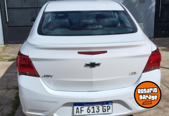 Autos - Chevrolet Onix Joy Plus Black 2022 GNC 89000Km - En Venta